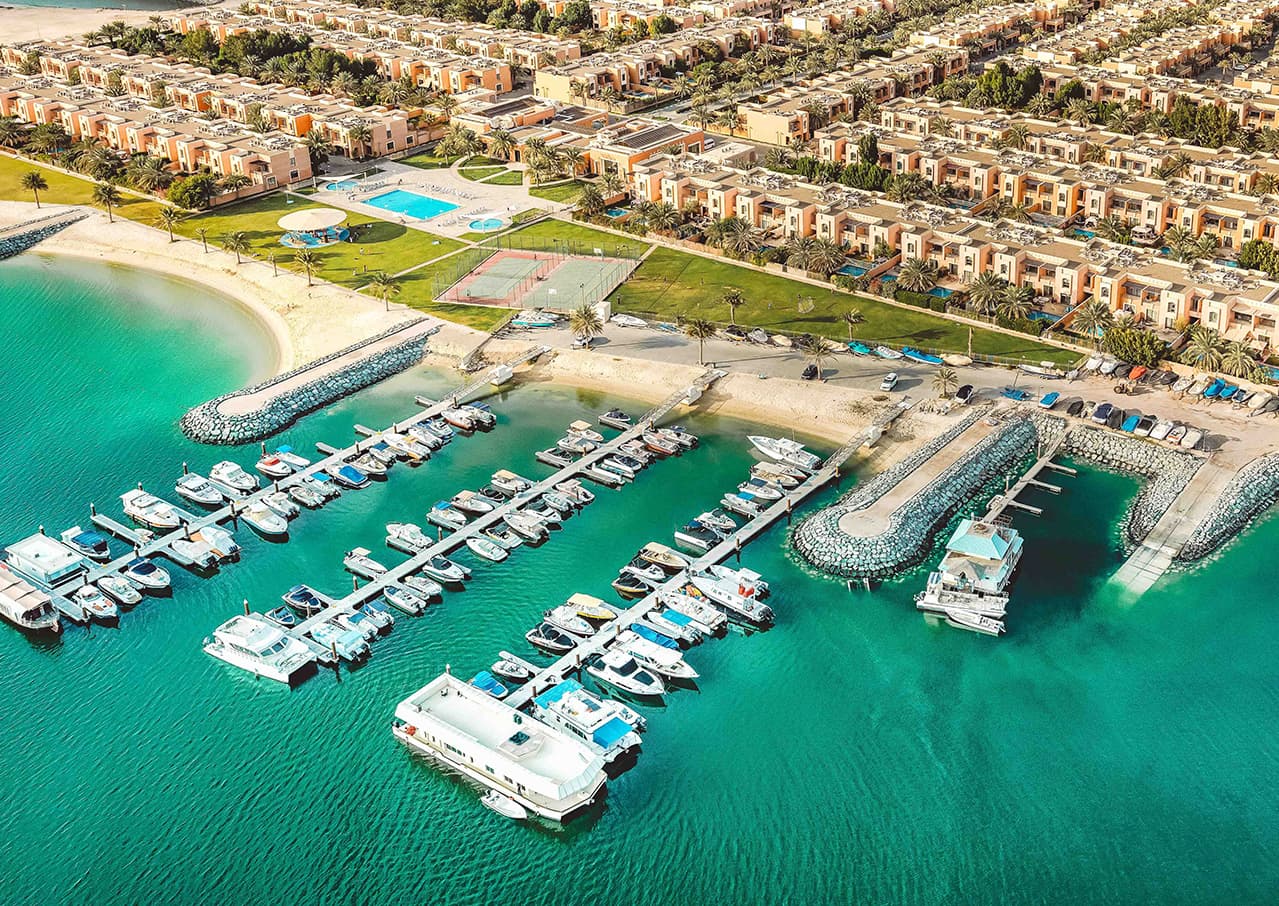 🏡 Klidná oáza luxusu u moře – moderní rodinné vily v Mangrove Village, Abu Dhabi